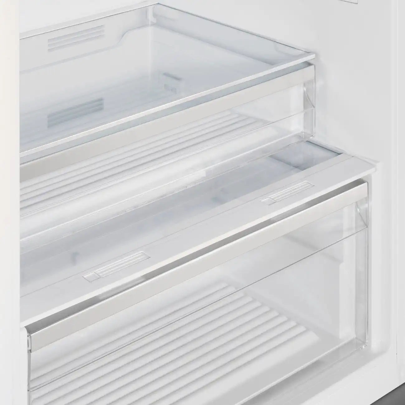 Retro-Style Refrigerator (19.3 cu ft, Right Hinge) - Cream